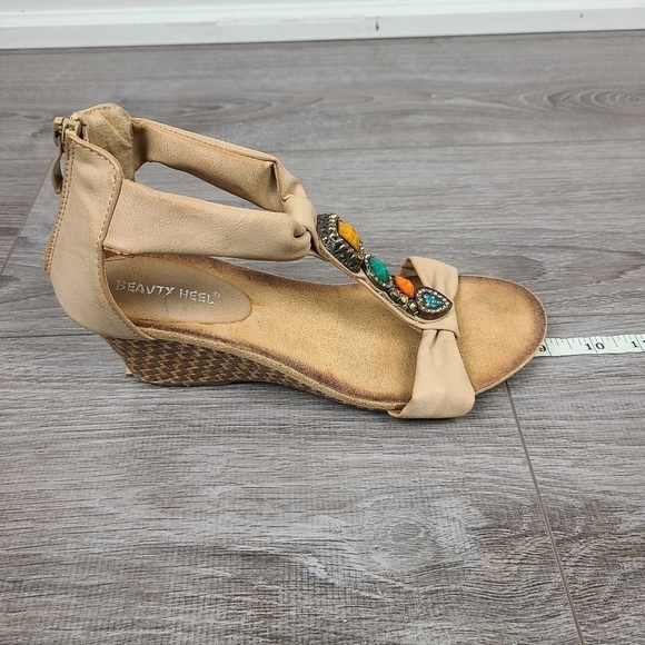 Tan Women's Casual Wedge Bohemian Jeweled Sandals Size 7.5 - Picture 14 of 17
